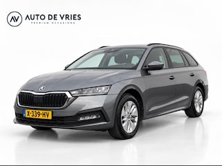 Skoda Octavia Combi 1.0 e-TSI 110pk DSG Business Edition | Navigatie | Stoelverwarming | Trekhaak