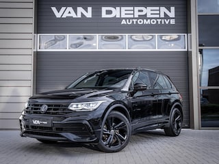 Volkswagen Tiguan 1.5 TSI 3x R-Line - IQ-L l Pano l Trekhaak l 360cam l Keyless