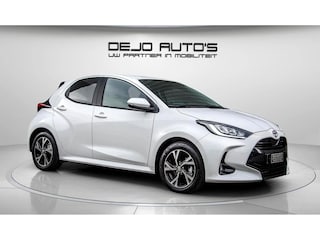 Toyota Yaris 1.5 Hybrid 115 DYNAMIC NAVI-CARPLAY CAMERA STOEL+STUUR VERWARMD LM VELGEN