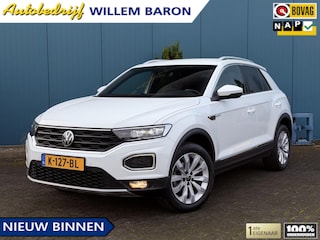Volkswagen T-Roc 1.5 TSI 150PK! Sport+ TREKH. | CARPLAY | ADAPT.CRUISE | CAM | DIGI.DASHB | PDC | NAV | LED | PDC | LMV'17