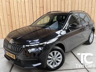 Skoda Kamiq 1.0 TSI Business Edition Apple CarPlay/Android Auto | Cruise & climate control | Getint glas | Half/leer alcantara bekleding | Keyless entry&start | Navigatiesysteem | Panoramadak | Parkeersensoren voor en achter | Zwart optiek