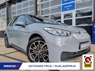 Volkswagen ID.3 Pure Performance 45 kWh 150pk. ACC / NAVI / 18" LM / 1e Eigenaar