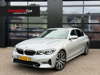 BMW 330i Sport Line Schuifdak Headup Live Cockpit