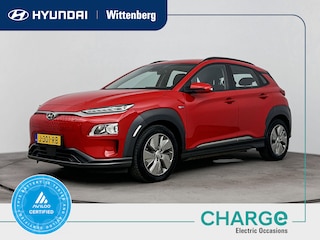 Hyundai Kona EV Comfort Smart 64 kWh | SoH 95,7% | WLTP 484km | Warmtepomp | 3-fasen | Navigatie | Camera |