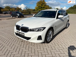 BMW 3-serie Touring 320e xDrive N.w. Model BTW 94% SOH! Trek H.