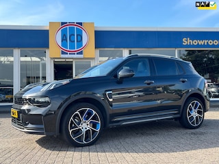 Lynk & Co 01 1.5 261pk PHEV 7DCTH | Black Edition | Orig.NL | Zwarte hemel | PanoramaDak | 360 graden Camera | Carplay |