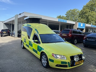 Volvo V70 D5 AWD Nilsson AMBULANCE / Camper 4 zitplaatsen
