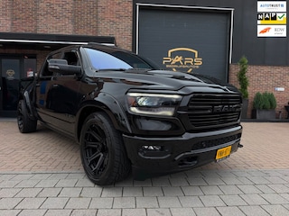 Dodge Ram 1500 5.7 V8 4x4 Crew Cab 401PK Laramie Bom volle opties Pano Groot Navi breed set velgen zeer nette!!