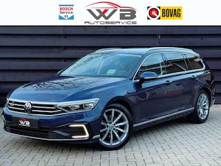 Volkswagen Passat Variant 1.4 TSI PHEV GTE Camera I Trekhaak I Leder I Virtual