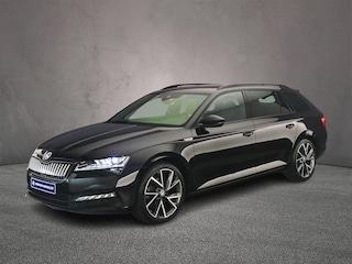 Skoda Superb Combi Sportline Business 1.4 TSI PHEV 218pk DSG Automaat Trekhaak, 360 camera, Verwarmde voorruit, Adaptive cruise control, Navigatie, Achteruitrijcamera