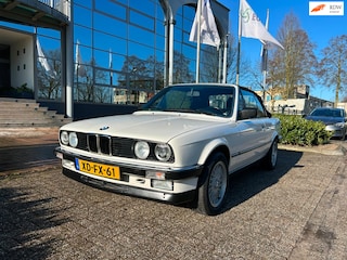 BMW 3-serie Cabrio 325i handgeschakeld incl hardtop zeer mooi