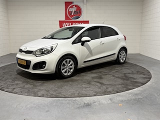 Kia Rio 1.2 CVVT Design Edition, Airco, Cruise, P sensoren, Prijs incl. nieuwe Apk, beurt en 3 maanden garantie