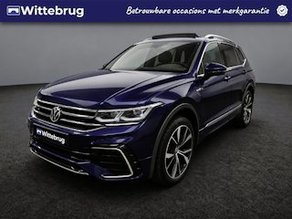 Volkswagen Tiguan 1.5 TSI 150pk R-Line Business+ 7persoons DSG Automaat / Panoramadak / Camera / R-Line / Wegklapbare trekhaak / 20"LM  / Virtual Cockpit trans