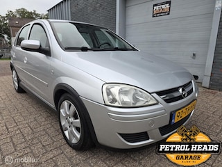 Opel Corsa 1.2-16V | 5deurs | Nieuwe Distri. kett. | Airco | APK