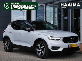 Volvo XC40 1.5 T3 Momentum Business | Zwart dak | Navigatie | Adaptieve Cruise control | Camera | Elektrische achterklep | Elektrisch verstelbare stoelen met geheugen
