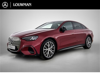 Mercedes-Benz C-klasse 400 4MATIC Launch Edition 94 kWh | Nightpakket | Parkeerpakket met 360°-camera | Sportstoelen pakket | Vast panoramadak | MBUX Hyperscreen | 19 inch vijf-dubbelspaaks AMG-velgen | URBAN GUARD |