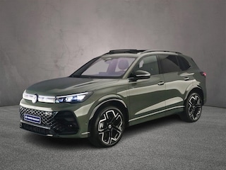 Volkswagen Tiguan R-Line Edition 1.5 TSI eHybrid 272pk DSG Automaat Trekhaak, Panoramadak, Harman Kardon audio, Lederen bekleding, Adaptive cruise control, Elektrische achterklep