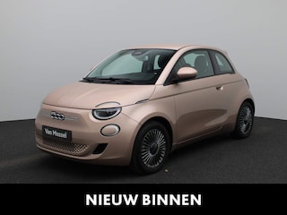 Fiat 500 Icon 42 kWh | Navigatie | Stoelverwarming | Parkeersensoren achter |