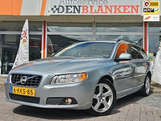 Volvo V70 1.6 T4 Nordic Automaat BJ.2013 / Navi / Leder / Xenon / PDC / 17"Lmv / Trekhaak !!