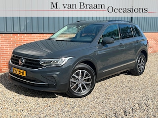 Volkswagen Tiguan 1.4 TSI eHybrid Panorama-Dak/Trekhaak/Acc/Front-Assist/Lane-Assist