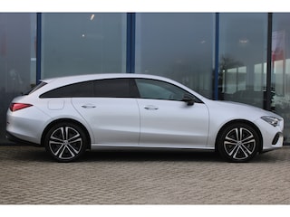 Mercedes-Benz CLA Shooting Brake 250e AUT8 Luxury Line (FACELIFT) NIGHT PAKKET LEDER SFEER KEY-LESS GO CAMERA CARPLAY