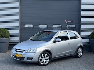 Opel Corsa 1.8-16V Silverline GSI 125 Pk | Airco | Elektrische Ramen | Lichtmetalen Velgen |