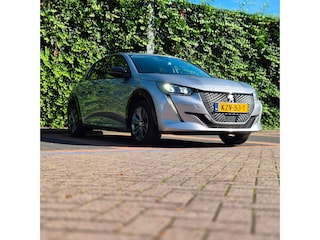 Peugeot 208 Allure 3-fase| ACC| Cam | Stoelverwarming
