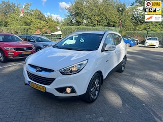 Hyundai ix35 1.6i GDI Go! half leer , navigatie , pdc met camera