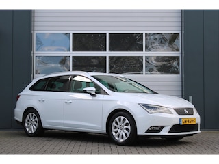 Seat Leon ST 1.0 EcoTSI Style Connect Clima/Cruise/Camera/Carplay/Android/PDCv+a/Navi/Bluetooth/LED/Radio.AUX.USB/16"LM/Trekhaak