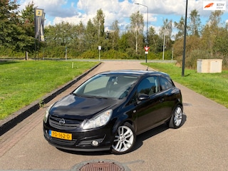 Opel Corsa 1.4-16V Airco, LM 17 inch, APK