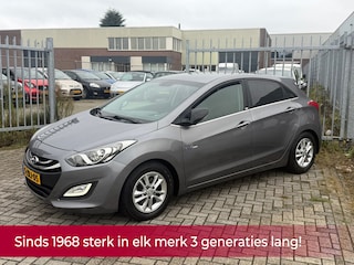 Hyundai i30 1.6 GDI Go! 135PK 5 deurs! NL AUTO NAP! Navi l Camera l Cruise l PDC l LED l AIRCO ECC! DEALER OH l TOPSTAAT!