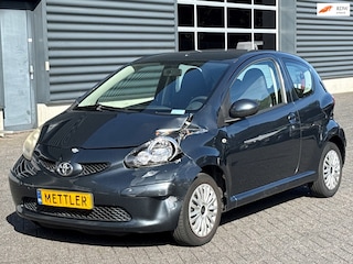Toyota Aygo 1.0-12V | Schadevoertuig