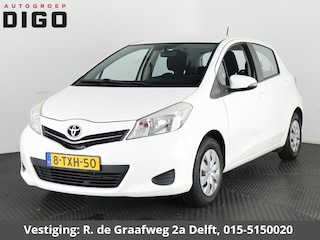 Toyota Yaris 1.0 VVT-i Now | Trekhaak | Dealer onderhouden | Airco | Radio-CD/MP3 speler |