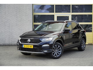 Volkswagen T-Roc 1.0 TSI Style BJ2021 Lmv 17" | Led | Pdc | App-Connect | Navi | Climate control | Cruise control | Extra getint glas