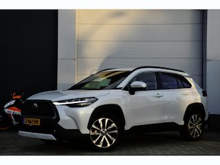 Toyota Corolla Cross Hybrid 140 Style Limited Automaat 140pk | Trekhaak | Elektrische achterklep | Stuur & stoel verwarming | Ruitenwisserverwarming |