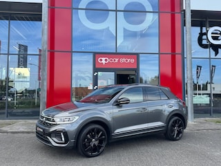 Volkswagen T-Roc 1.5 TSI R-Line 3 X R-Line DSG-7| IQ-Lights | Camera | Parksens |Keyless | Carplay | Black Pakket |