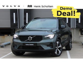 Volvo XC40 B4 Plus Dark | DEMO DEAL | Panoramadak | Elektrisch Verstelbare Voorstoelen | Getint Glas Achter | Keyless | Elektrische Achterklep | Premium audio by Harman Kardon | Stoelverwarming | Stuurverwarming | Volvo UX Infotainment | Adaptieve Cruise Control | Pilot Assist | BLIS
