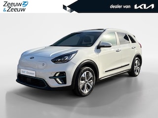 Kia Niro e-Niro DynamicPlusLine 64 kWh | *1E EIGENAAR | *TREKHAAK | *BTW AUTO | *WARMTEPOMP | APPLE CARPLAY/ ANDROID AUTO | CAMERA | NAVI | STOEL/ STUURVERWARMING | PANODAK | CLIMA | ETC…