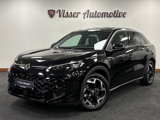 Volkswagen T-Roc 1.5 eTsi R-Line First Edition*Winterpakket*Camera*IQ-Light*
