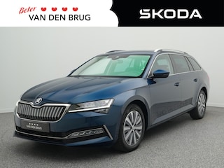 Skoda Superb Combi 1.4 TSI iV Business Edition | Trekhaak | ACC | Keyless | Apple Carplay/Android Auto | Stoelverwarming