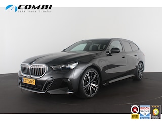 BMW 5-serie Touring 530e xDrive M Sport > Trekhaak/20inch/Head-up/Shadow-Line/360 camera/H&K