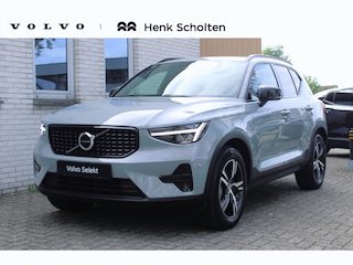 Volvo XC40 B4 Plus Dark | Trekhaak | Verwarmbare voorstoelen en stuurwiel | Premium audio by Harman Kardon | Adaptieve cruise control | Verwarmbare voorruit | Keyless