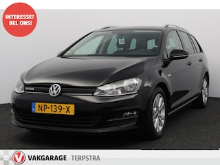 Volkswagen Golf Variant 1.0 TSI Connected Series/ HISTORIE!/ Trekhaak/ 16'' LMV/ Apple + Android/ Camera/ DAB+/ Navi/ Clima/ Cruise/ Elek. pakket/ Isofix/ Bluetooth/ Armsteun/ Multi. LEDER. Stuur/ Mistl./ PDC V+A/ Extra getint glas.