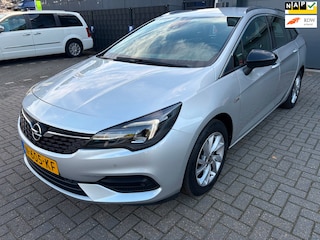 Opel Astra Sports Tourer 1.2 Business Elegance / Apple Carplay / Camera / Keyless