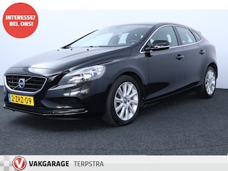 Volvo V40 1.6 T4 Momentum/ AUTOMAAT!/ 17'' LMV/ Half-Leder/ Navi/ Clima/ Cruise/ Elek. pakket/ Isofix/ Bluetooth/ Armsteun/ Multi. LEDER. Stuur/ PDC/ Chroom.