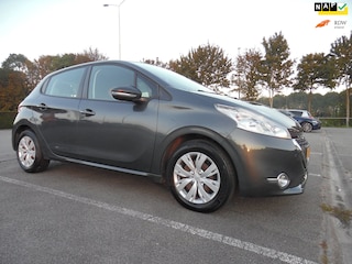 Peugeot 208 1.2 VTi Envy