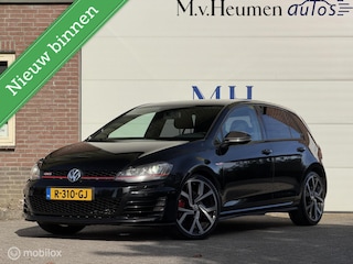 Volkswagen Golf 2.0 TSI GTI DSG Performance CarPlay Stoelverwarming