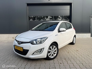 Hyundai i20 1.2i i-Motion Airco Nw APK NAP Weinig KM