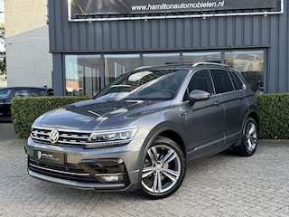 Volkswagen Tiguan 1.5 TSI 150pk DSG / Aut. R-Line Panoramadak Trekhaak CarPlay 19" 95dkm!!