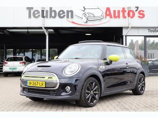 Mini Mini Yours 33 kWh | 39.600km | Leder | Sportstoelen | Panormadak | Harman/kardon